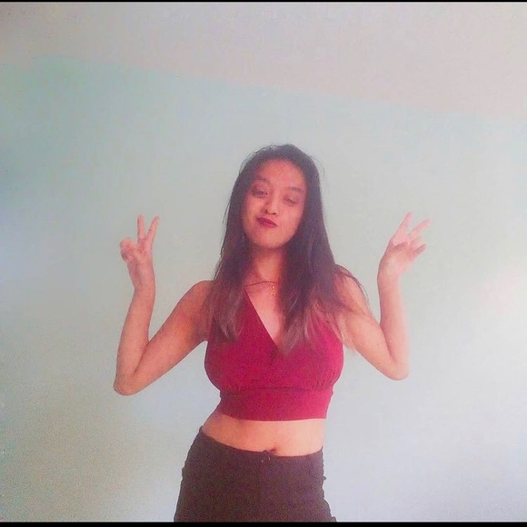 Red Deep V neck crop top/bralette - Picture 2 of 5